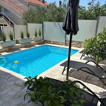 Tatil Evi Sunset Azzurro With Heated Pool And Free Private Parking Zadar